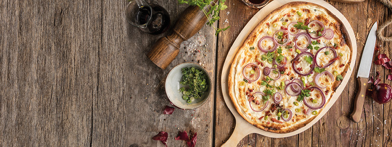 Flammkuchen zum Selbstbelegen
