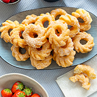 SG-Mini-Spritzringe mit Zimt-Zucker