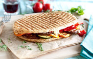 Panini mit Grillgemüse und Feta