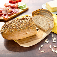 Kürbiskernbrot, auf Stein gebacken