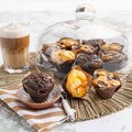 Midi-Coffee-Bar Muffin Mischkiste, 3-fach sortiert - 1