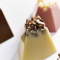 Callebaut Schokoladen-Callets W2, weiß - 2